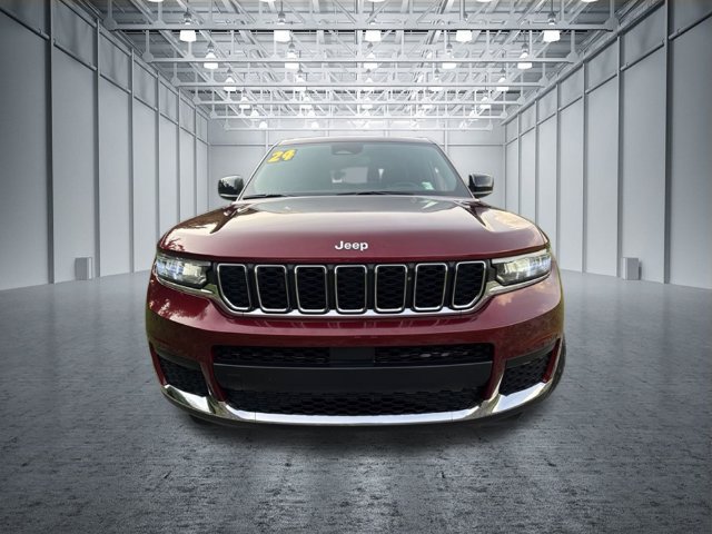 Used 2024 Jeep Grand Cherokee L Laredo w/ Luxury Tech Group I AWD/4WD image 3