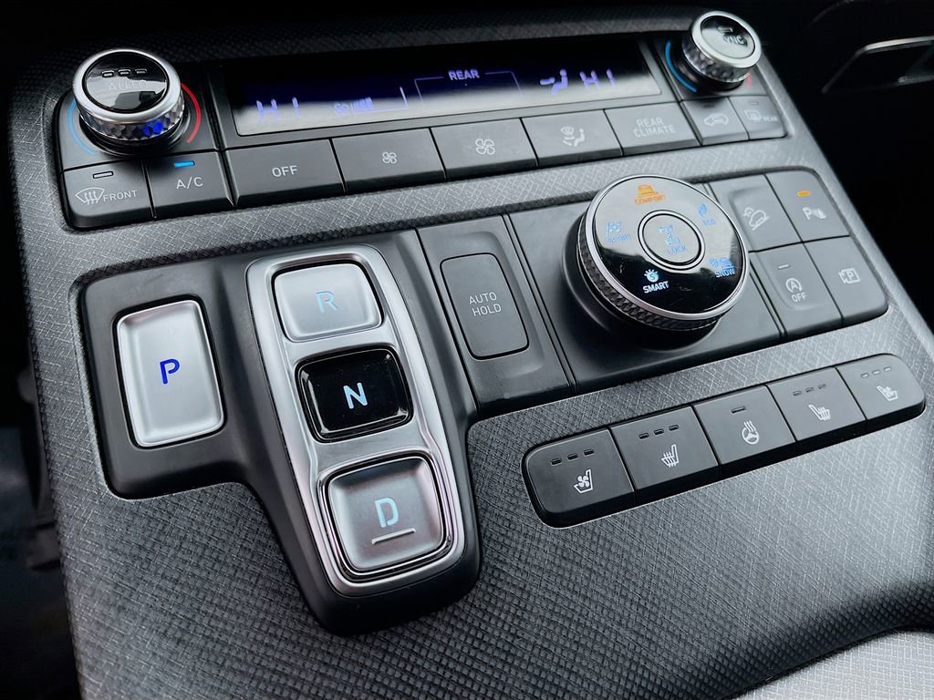 Used 2023 Hyundai Palisade Limited w/ Cargo Package image 21