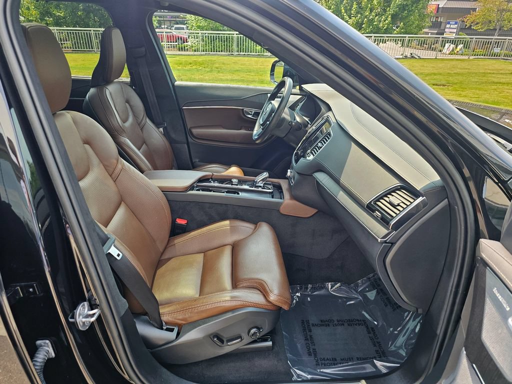 Used 2022 Volvo XC90 T8 Inscription AWD/4WD image 11