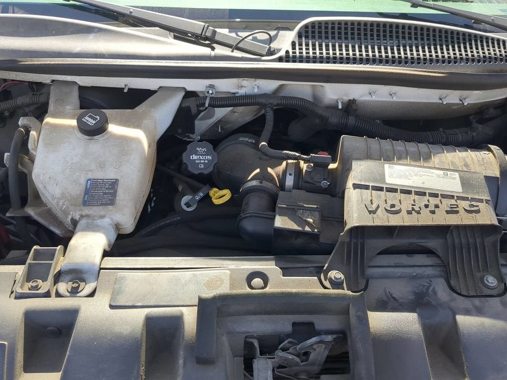 Used 2020 Chevrolet Express 3500 LT w/ LT Preferred Equipment Group RWD image 33
