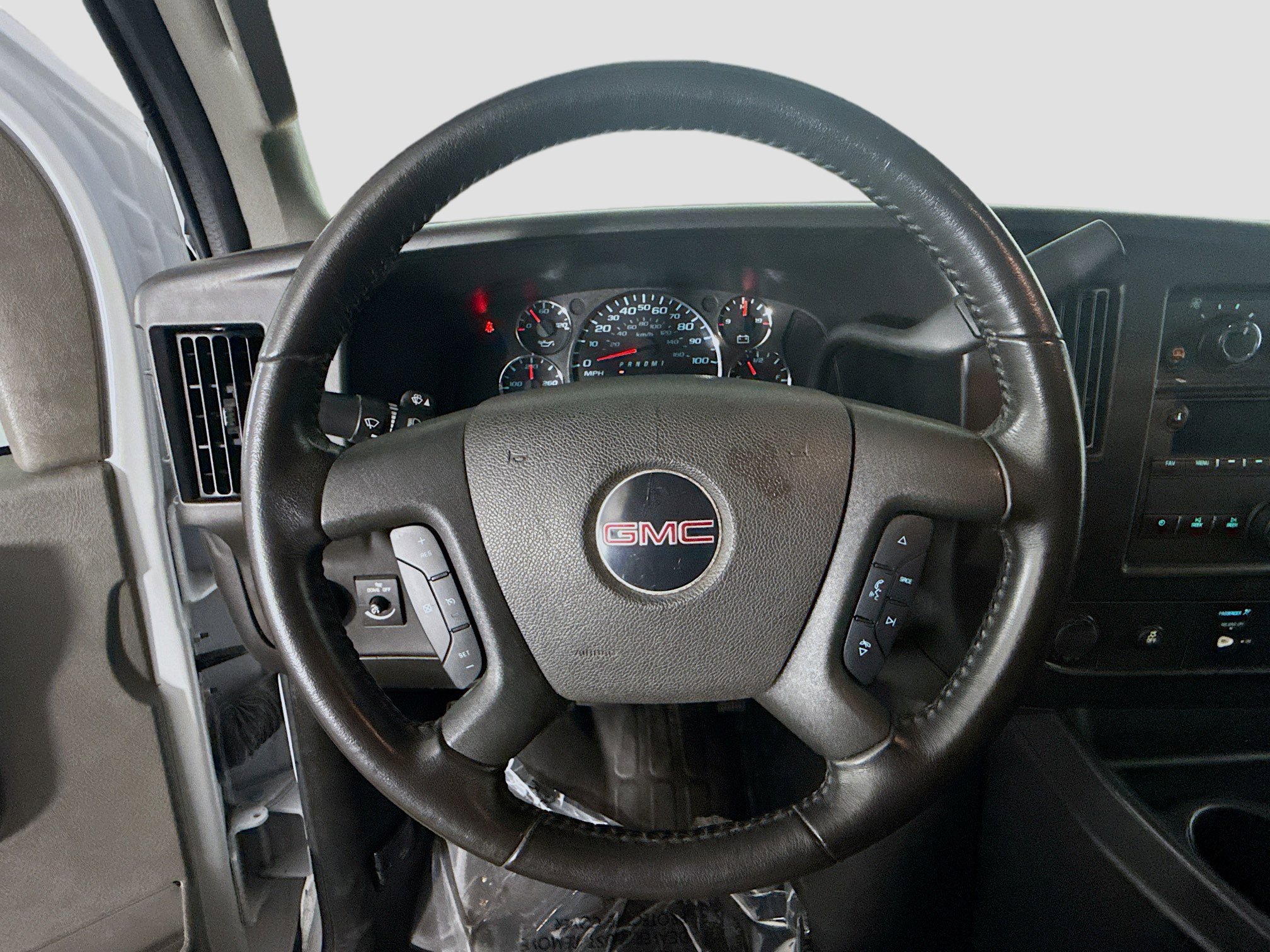 Used 2023 GMC Savana 2500 Work Van w/ Driver Convenience Package image 13