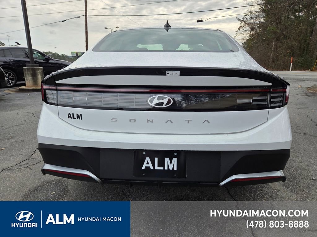 New 2025 Hyundai Sonata SE image 4