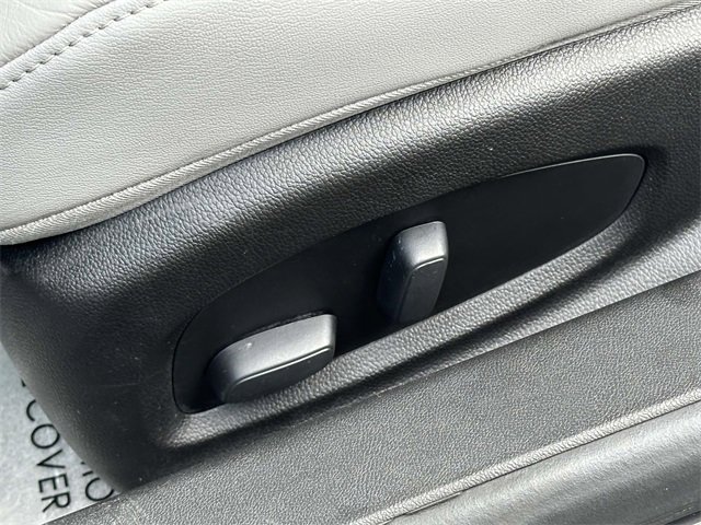 Used 2020 Chevrolet Camaro SS image 16