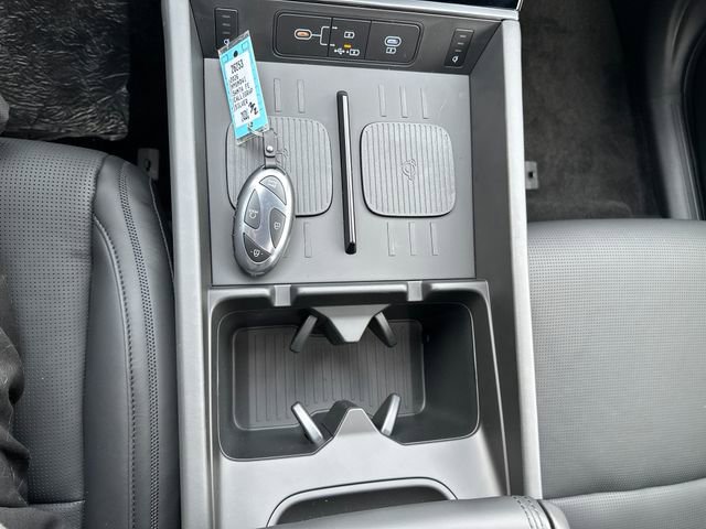 New 2026 Hyundai Santa Fe Calligraphy w/ Tow & Go Package AWD/4WD image 18