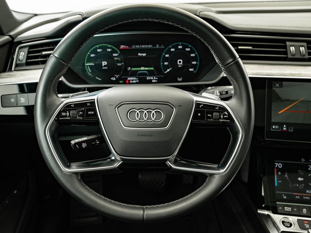 Used 2022 Audi e-tron Premium w/ Convenience Plus Package AWD/4WD image 42
