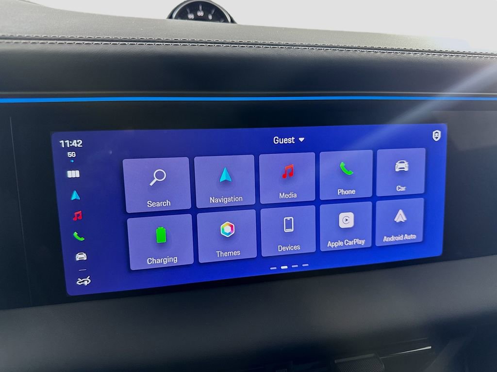 New 2025 Porsche Macan Turbo Electric image 15