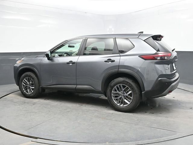 Used 2023 Nissan Rogue S AWD/4WD image 4