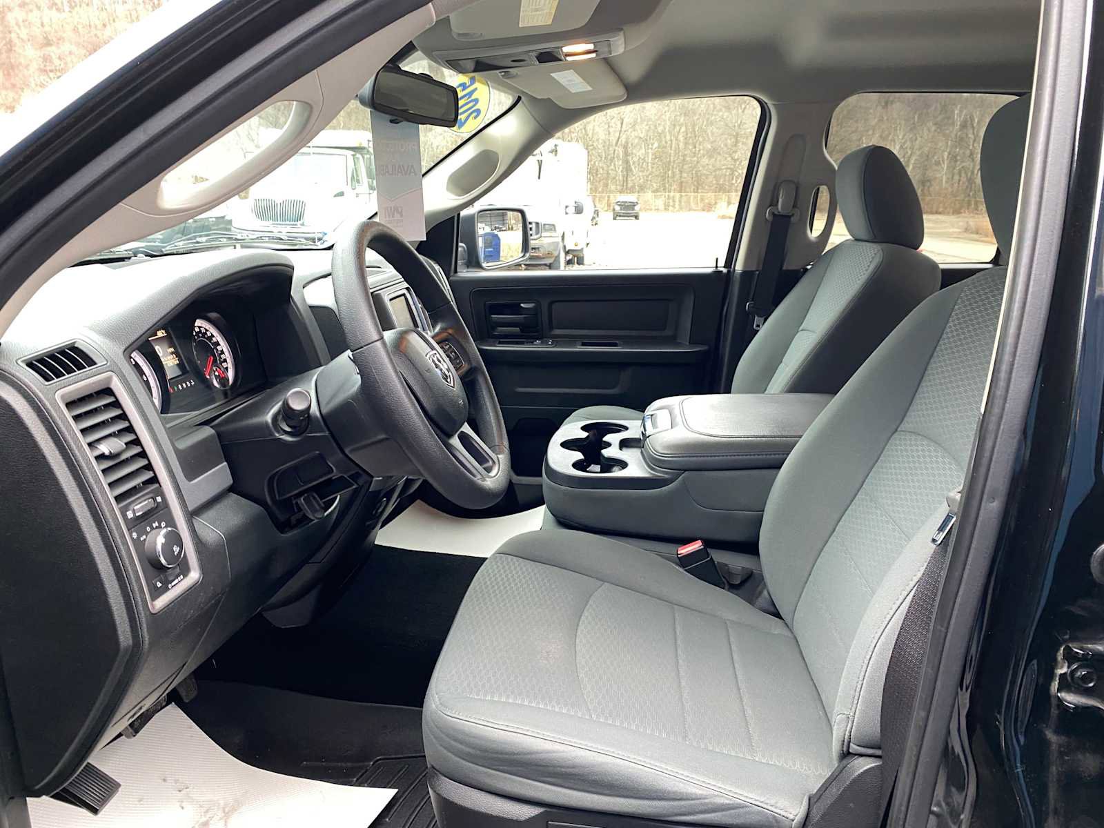 Used 2015 RAM 1500 Express w/ Black Ram 1500 Express Group AWD/4WD image 9