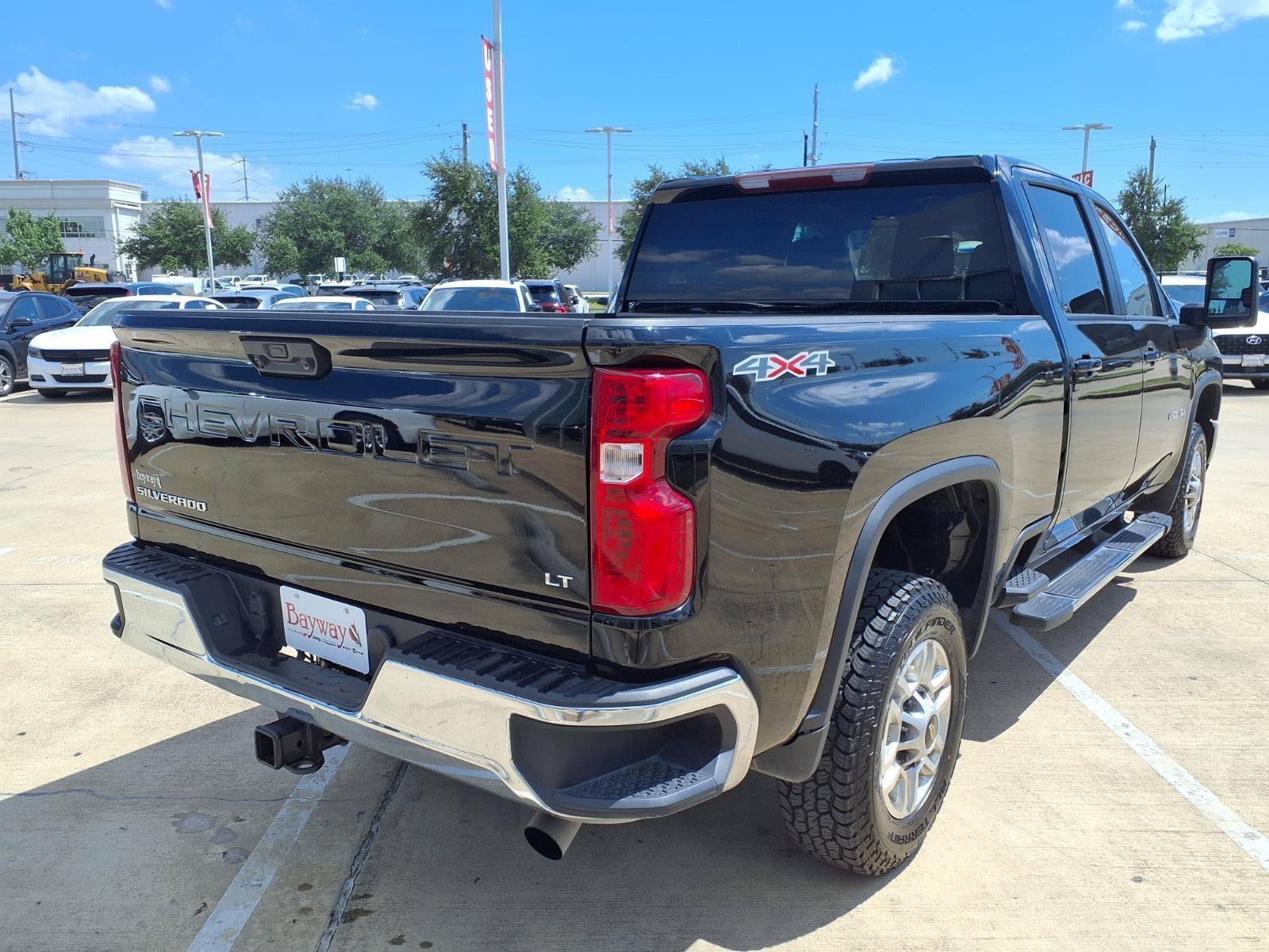 Used 2025 Chevrolet Silverado 2500 LT w/ Convenience Package AWD/4WD image 5