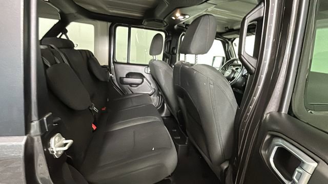 Used 2023 Jeep Wrangler Unlimited w/ Cold Weather Group AWD/4WD image 27
