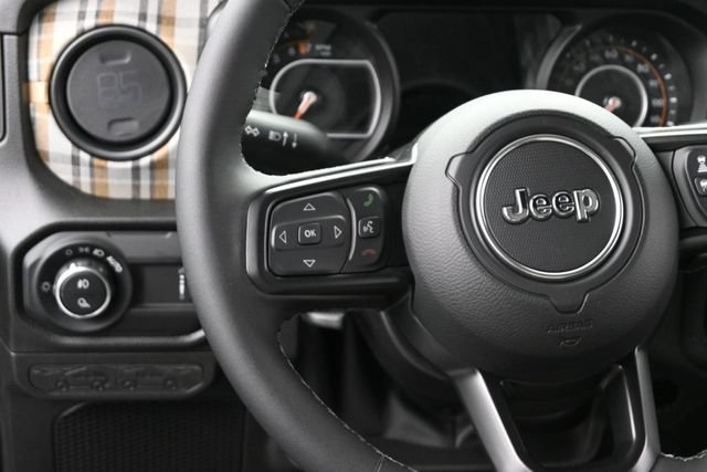 New 2026 Jeep Gladiator Sport AWD/4WD image 26