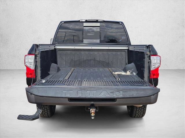 Used 2017 Nissan Titan PRO-4X AWD/4WD image 6