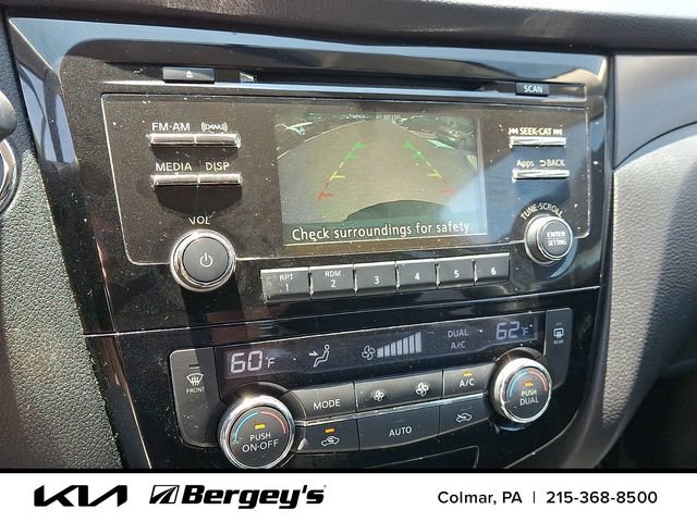 Used 2014 Nissan Rogue SV AWD/4WD image 18
