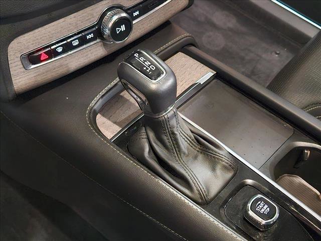 Used 2022 Volvo XC90 T6 Inscription w/ Advanced Package image 12