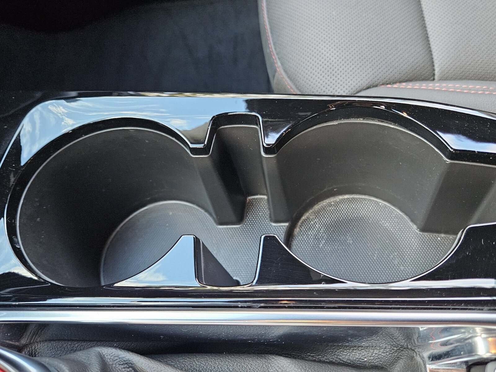 Used 2025 Chevrolet Trax RS w/ Driver Confidence Package image 20