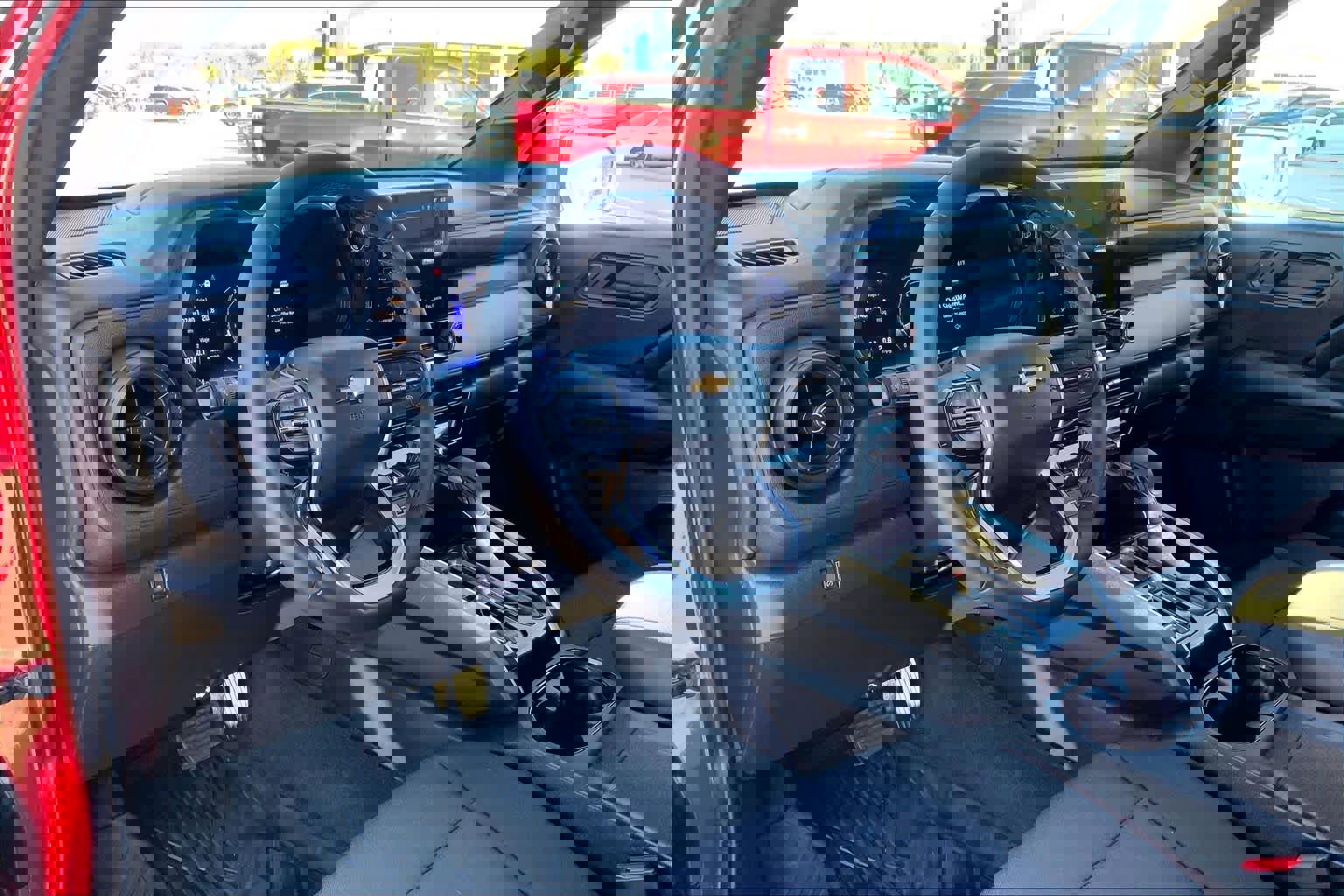 Used 2026 Chevrolet Colorado W/T w/ WT Custom Package image 17