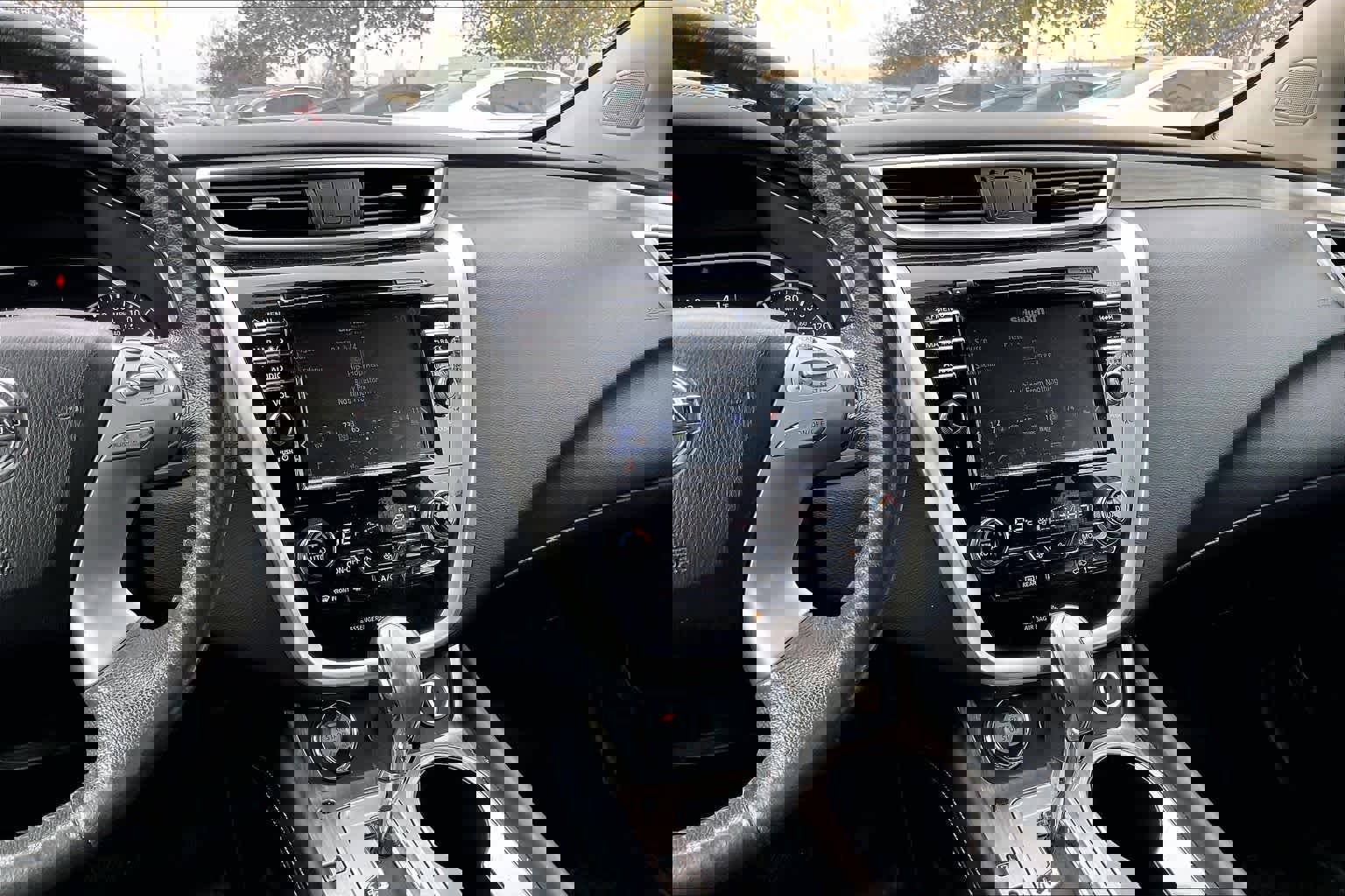 Used 2017 Nissan Murano Platinum w/ Platinum Technology Package image 9