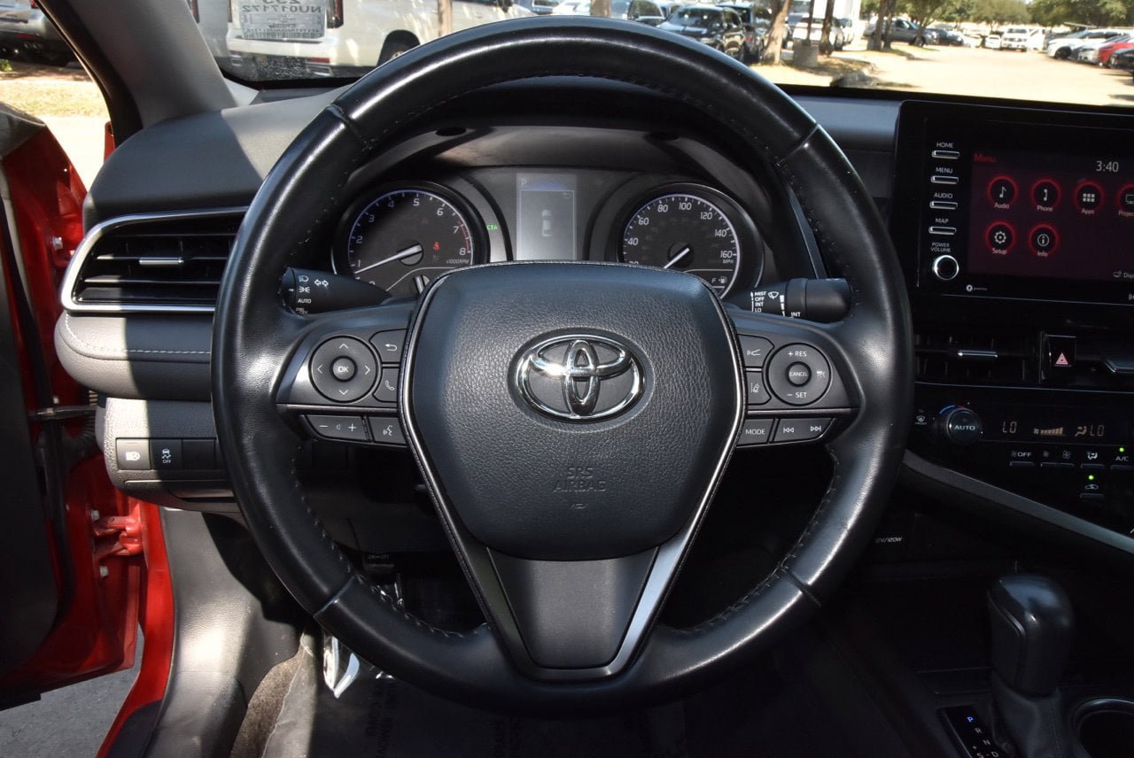 Used 2022 Toyota Camry SE w/ Convenience Package FWD image 21