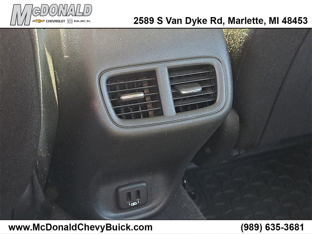 Used 2019 Buick Regal Preferred w/ Driver Confidence Package I image 21