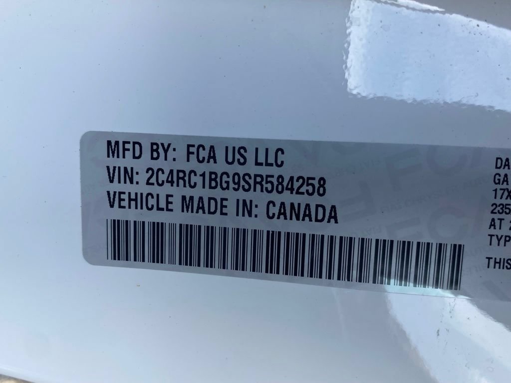 Used 2025 Chrysler Pacifica Select FWD image 21