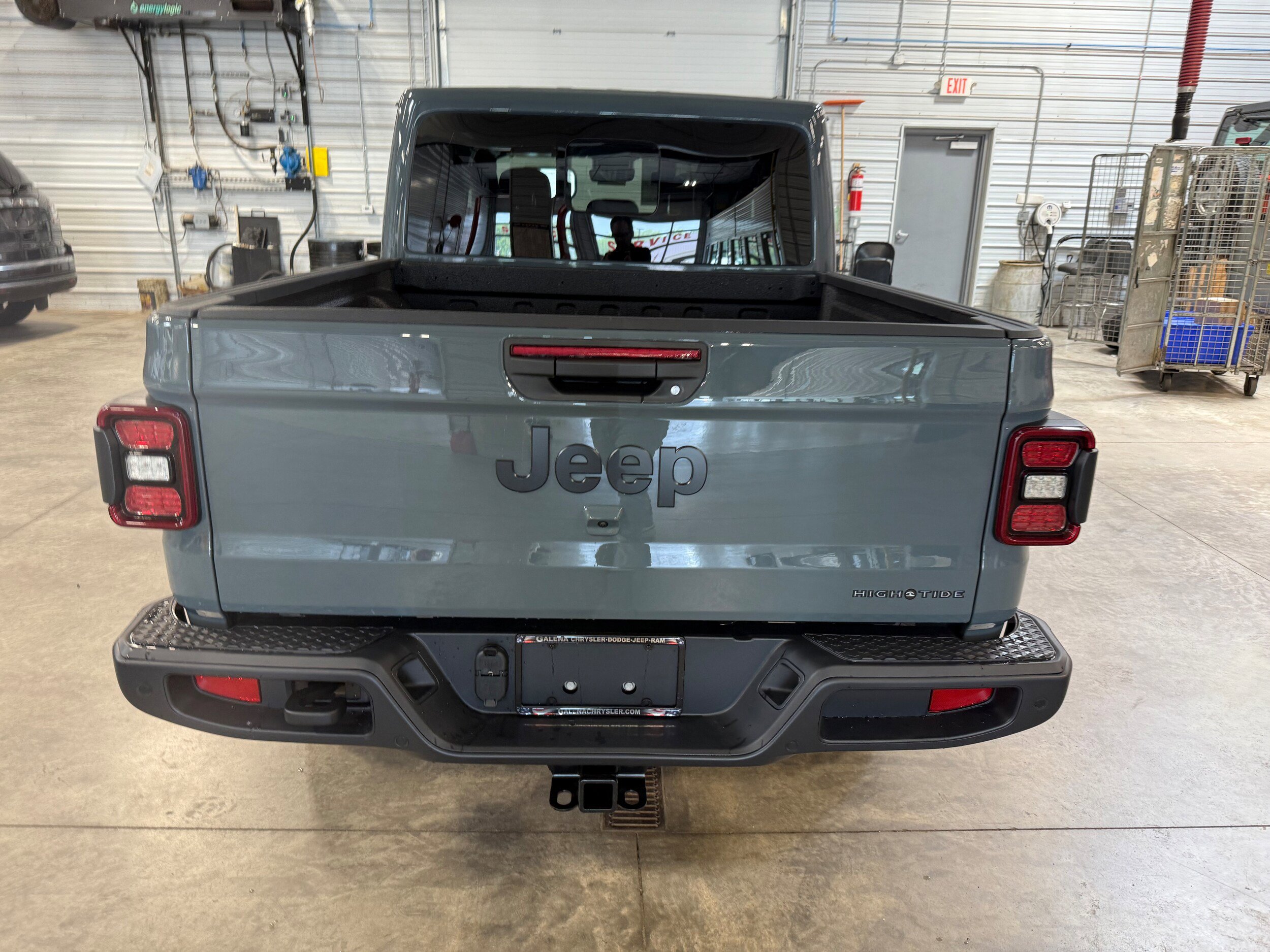 Used 2025 Jeep Gladiator Sport AWD/4WD image 15