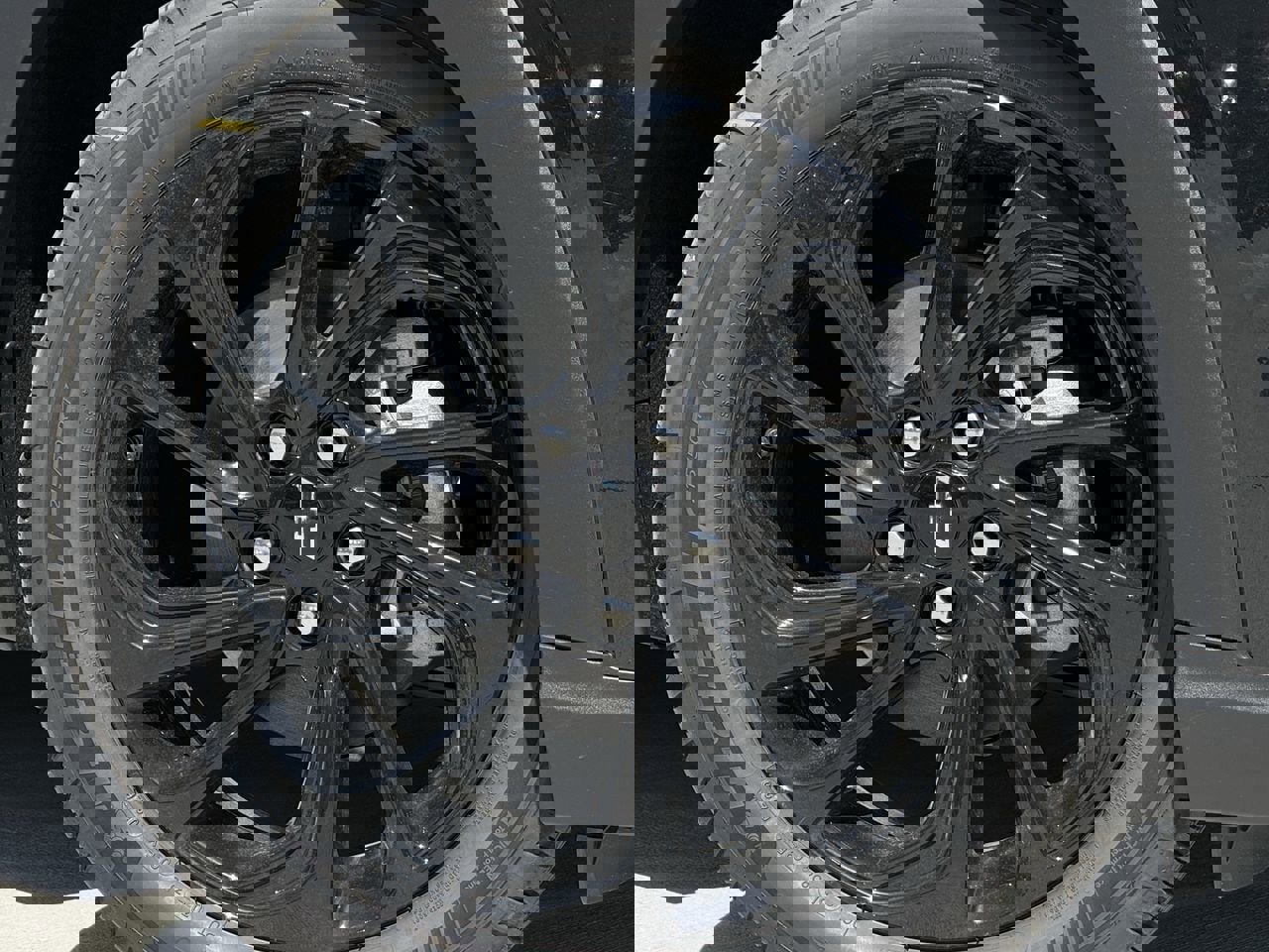 New 2027 Chevrolet Bolt RS w/ Technology Package image 9