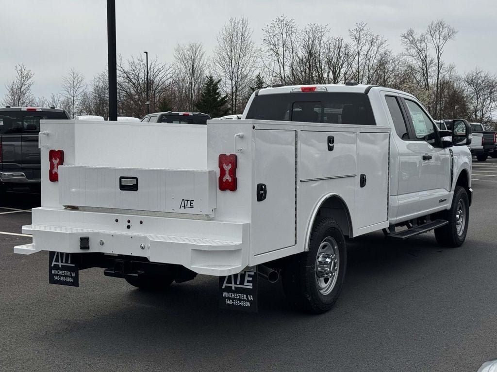 New 2026 Ford F350 XL w/ XL Chrome Package AWD/4WD image 4