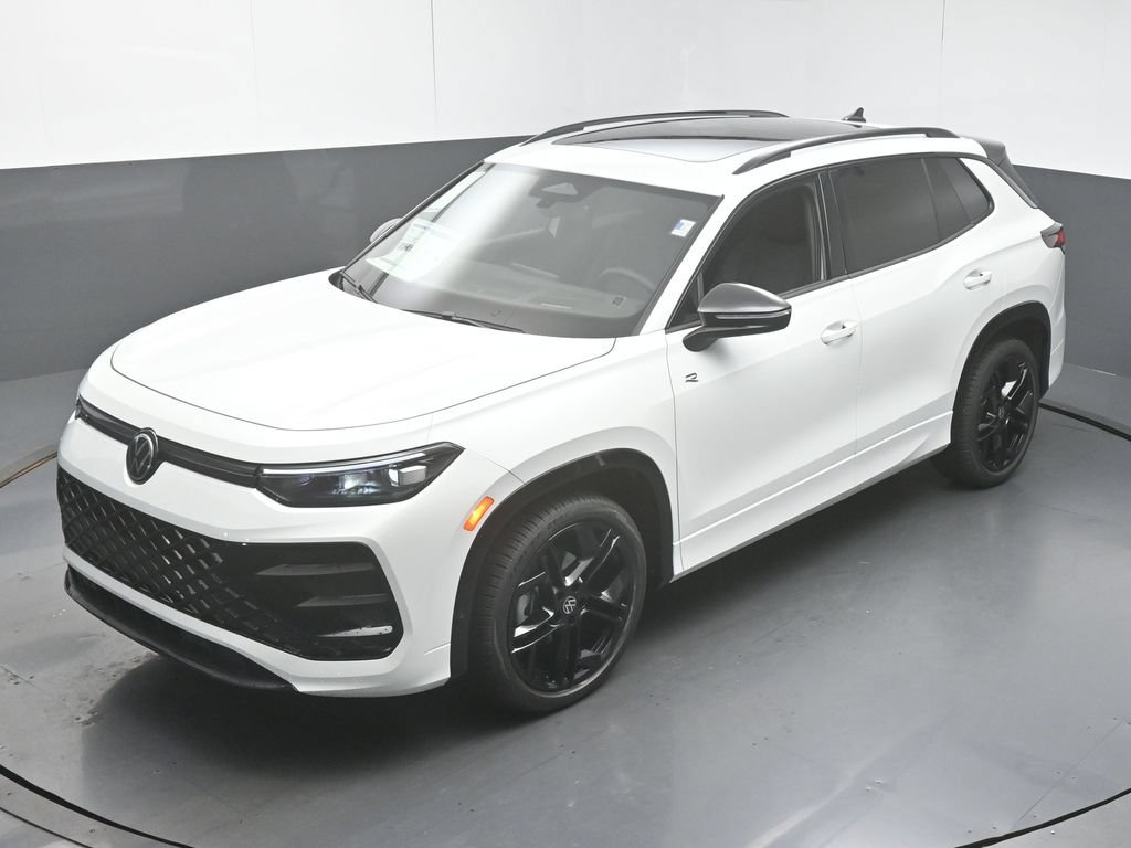 New 2026 Volkswagen Tiguan SE R-Line FWD image 45