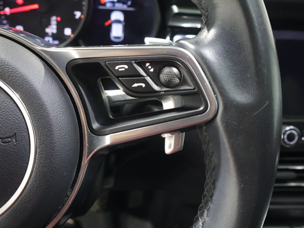 Used 2019 Porsche Macan AWD/4WD image 34