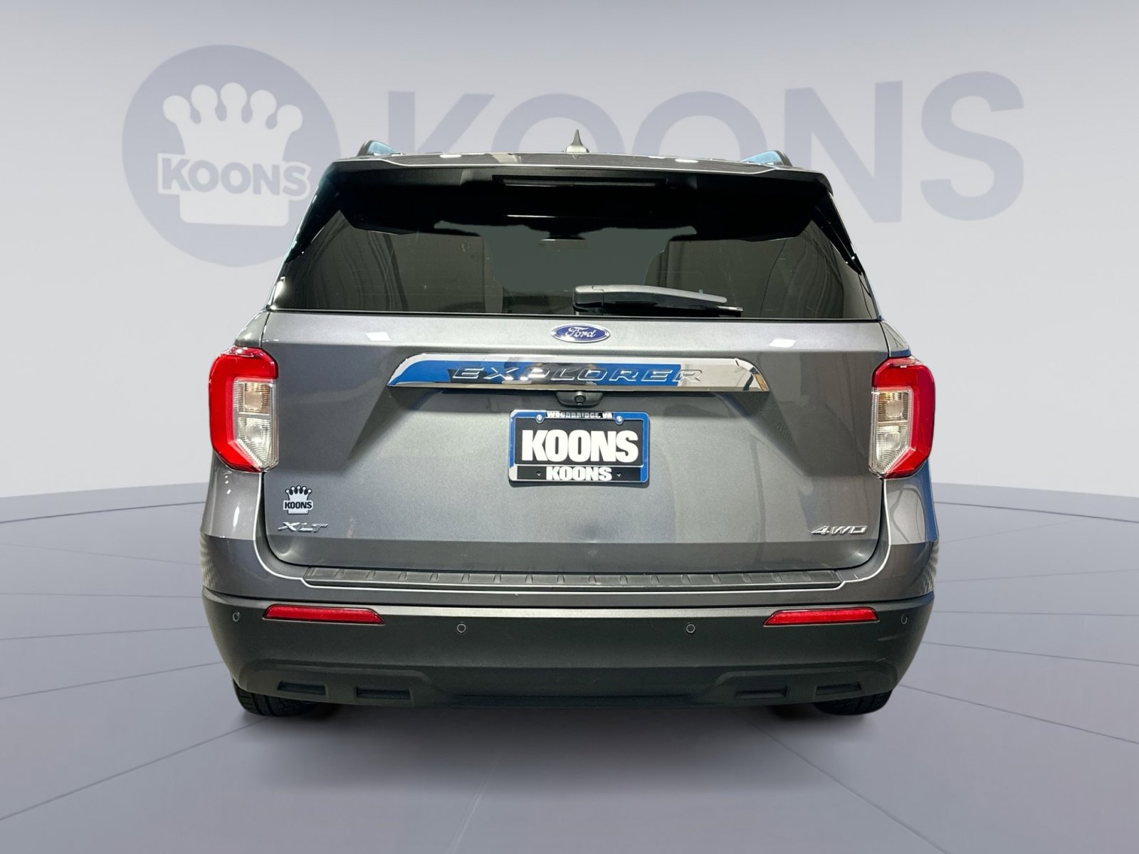 Used 2022 Ford Explorer XLT image 5