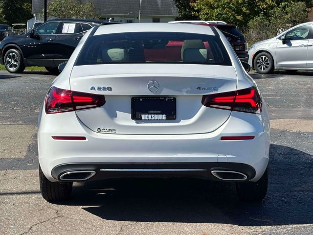 Used 2021 Mercedes-Benz A 220 4MATIC image 40