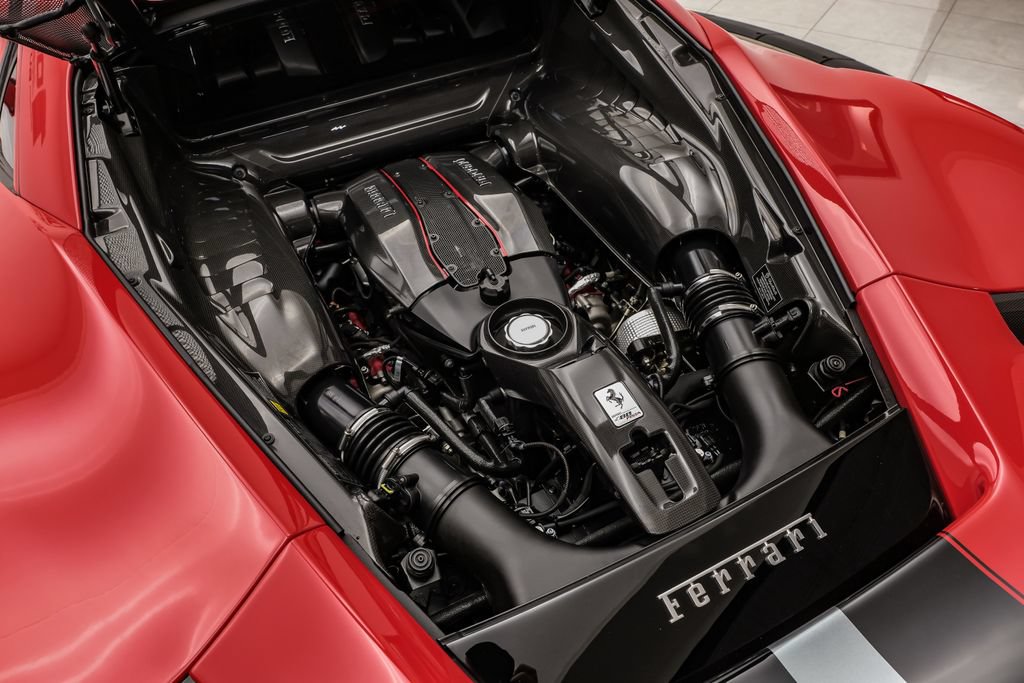 Used 2019 Ferrari 488 Pista Coupe RWD image 43