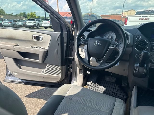 Used 2015 Honda Pilot LX image 18
