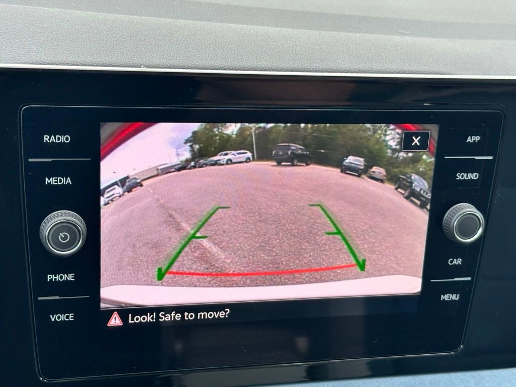 New 2026 Volkswagen Jetta SE FWD image 10