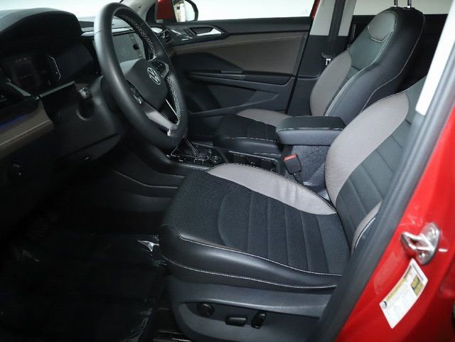 Used 2023 Volkswagen Taos SEL AWD/4WD image 19