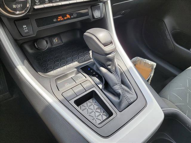 Used 2023 Toyota RAV4 XLE FWD image 22