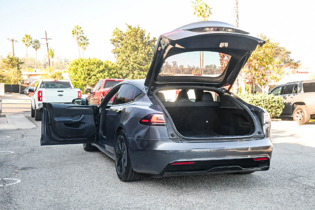 Used 2023 Tesla Model S AWD/4WD image 28