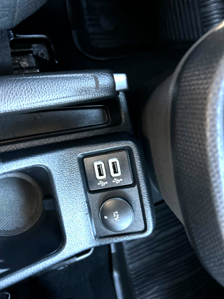 Used 2021 Ford Transit Connect XLT image 15