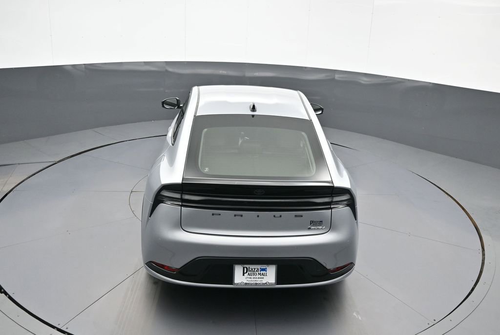 New 2026 Toyota Prius Plug-In Hybrid FWD image 39