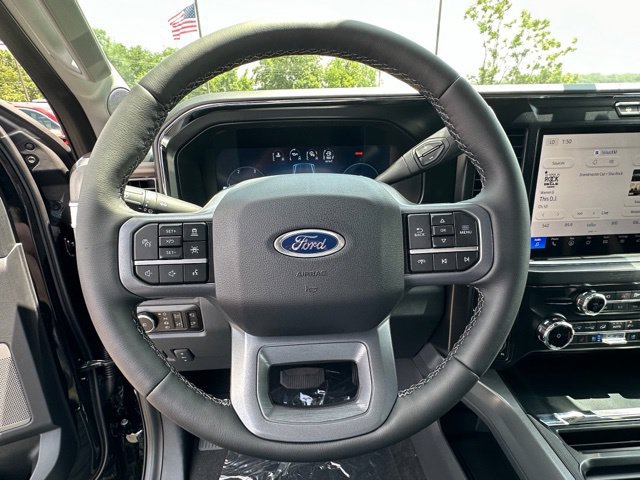 New 2026 Ford F250 Lariat w/ Black Appearance Package AWD/4WD image 8
