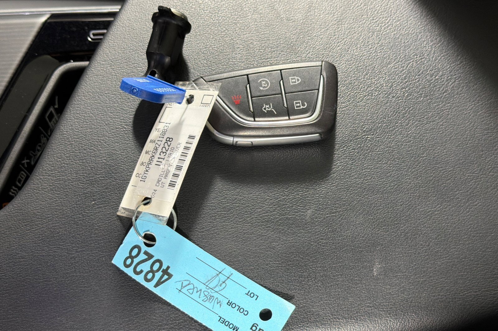 Used 2024 Cadillac Lyriq Luxury image 24