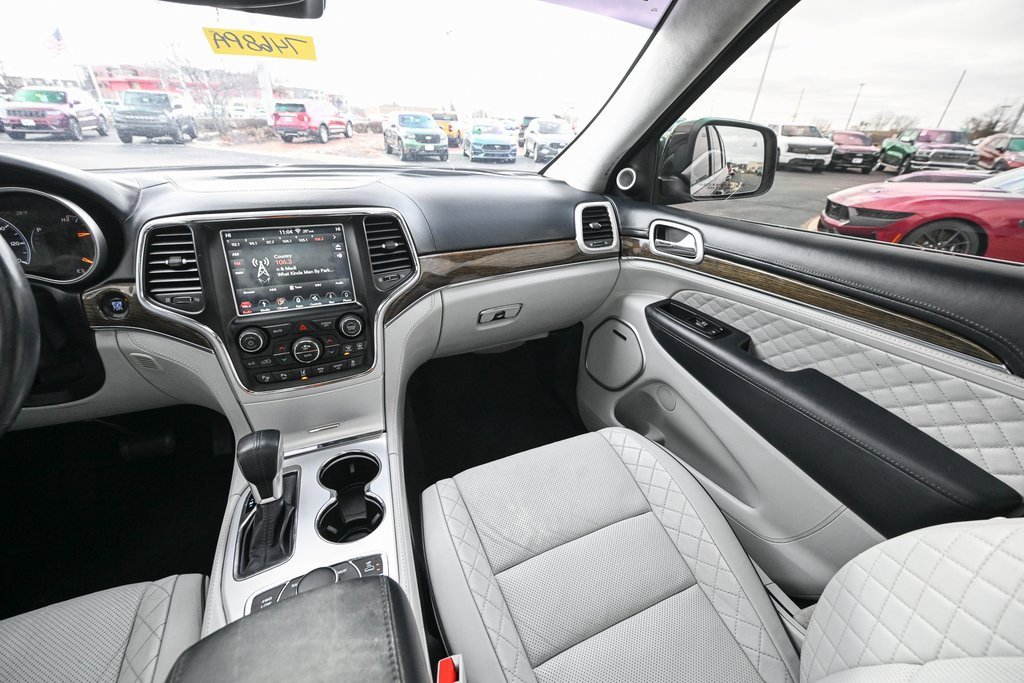 Used 2018 Jeep Grand Cherokee Summit image 33