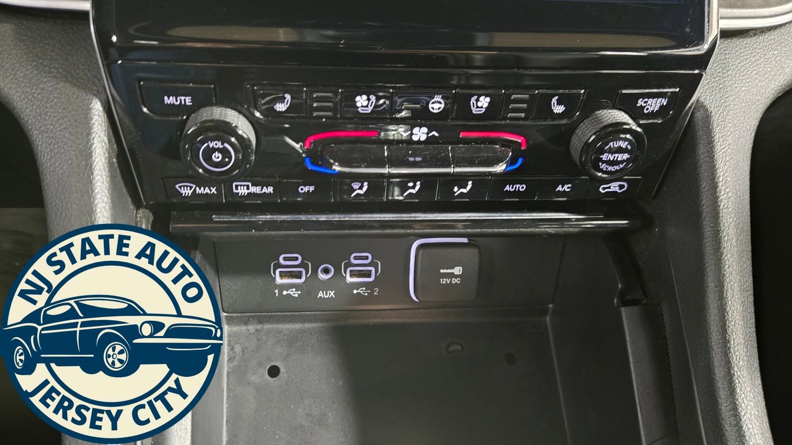 Used 2024 Jeep Grand Cherokee L Limited w/ Luxury Tech Group II image 15