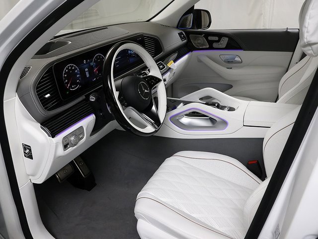 New 2026 Mercedes-Benz Maybach GLS 600 4MATIC image 12