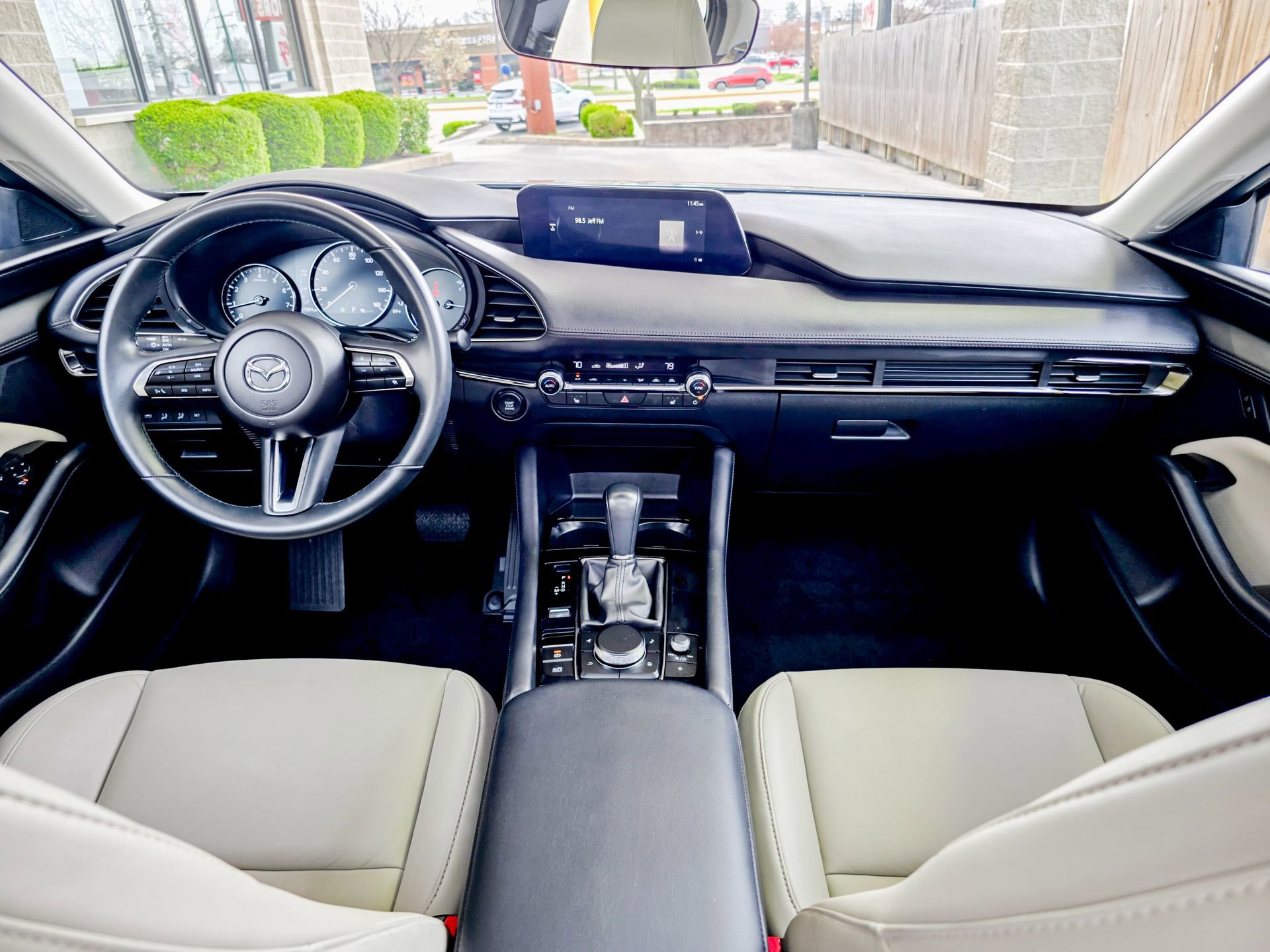 Used 2025 MAZDA MAZDA3 s image 29