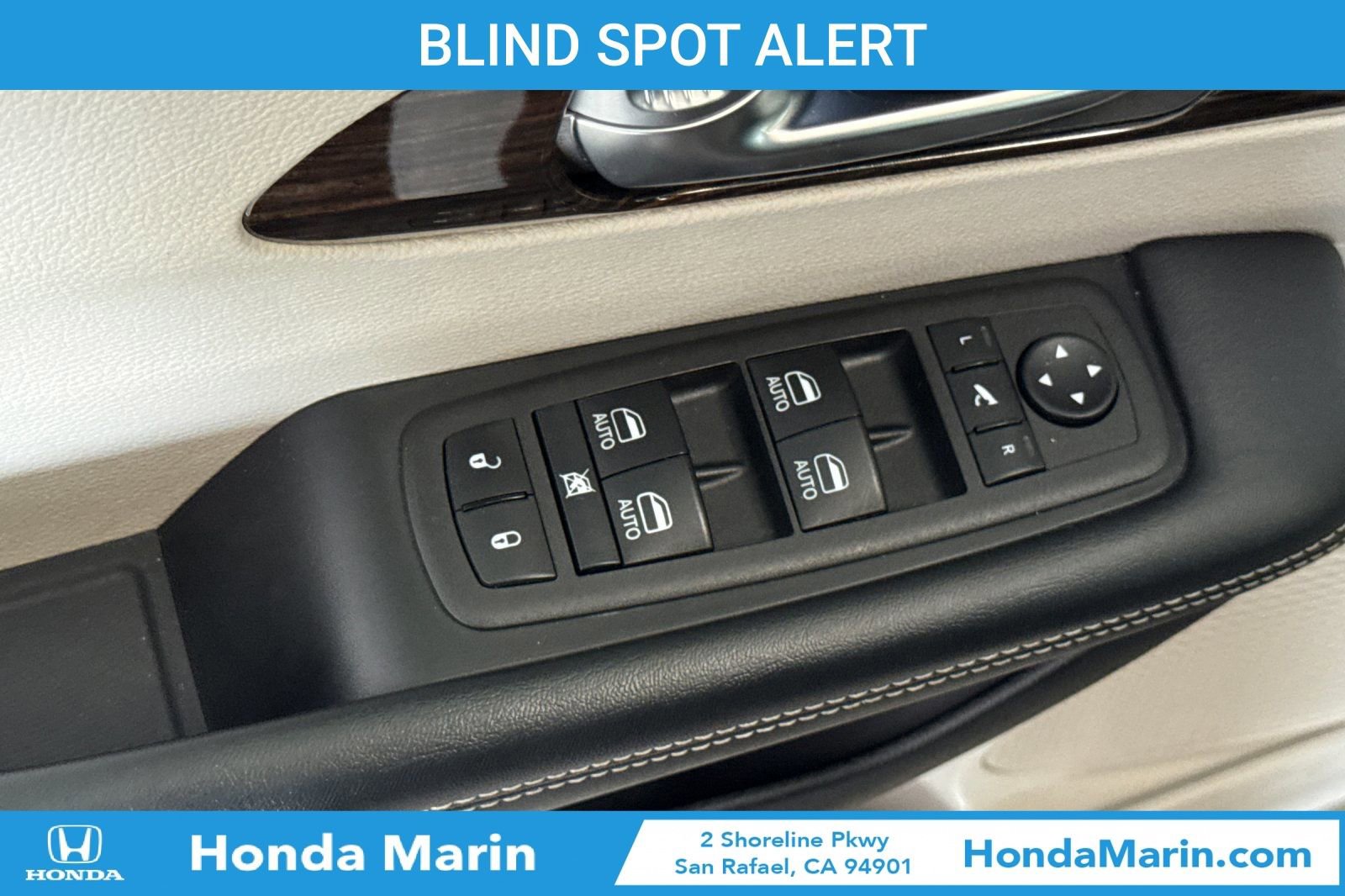 Used 2023 Chrysler Pacifica Limited image 14