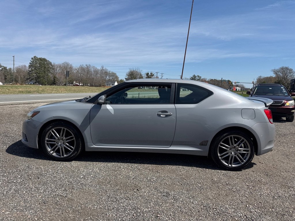 Used 2011 Scion tC TC image 5