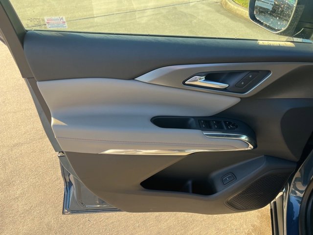 New 2026 Chevrolet Traverse LT image 14