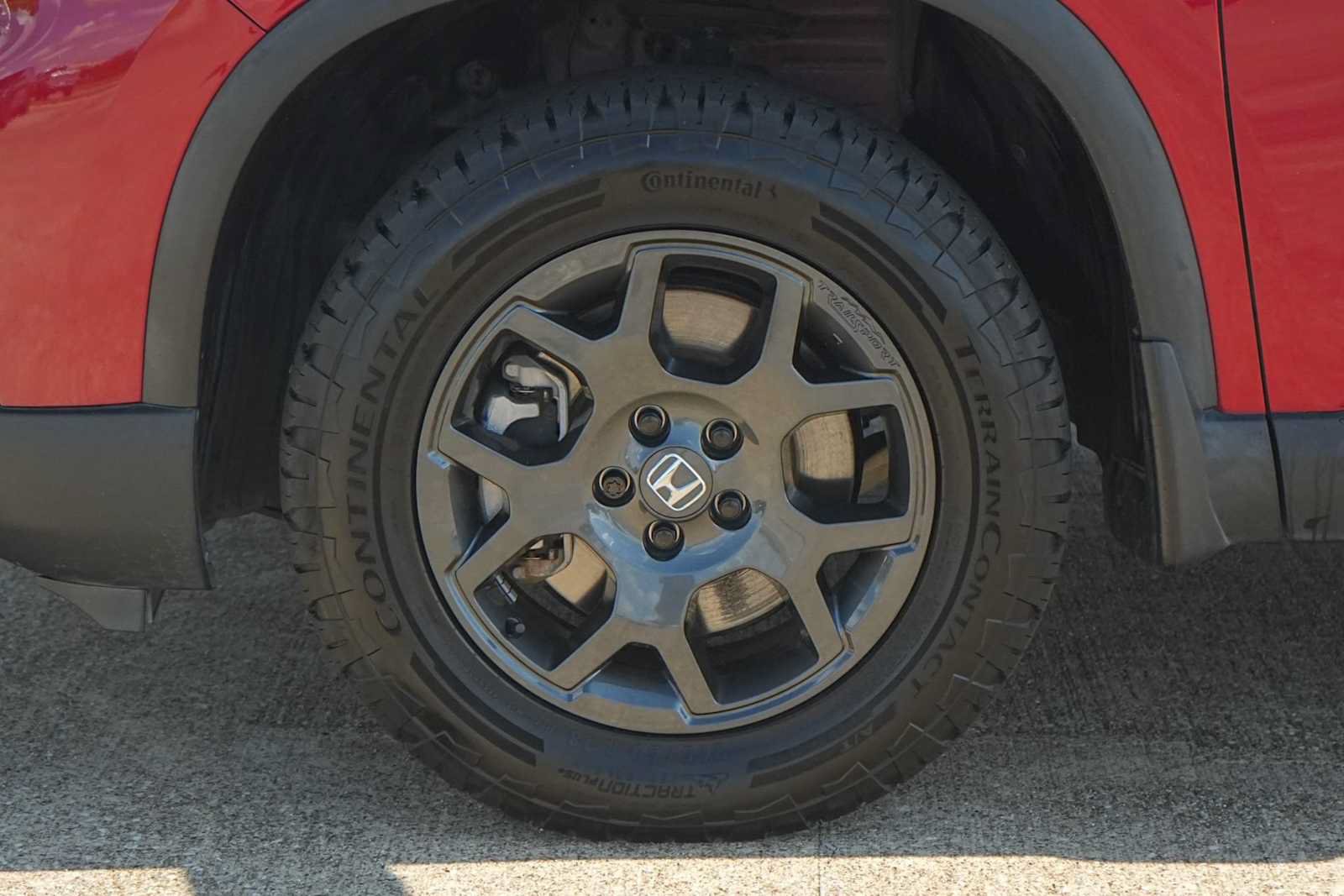 Certified 2025 Honda Pilot TrailSport image 7