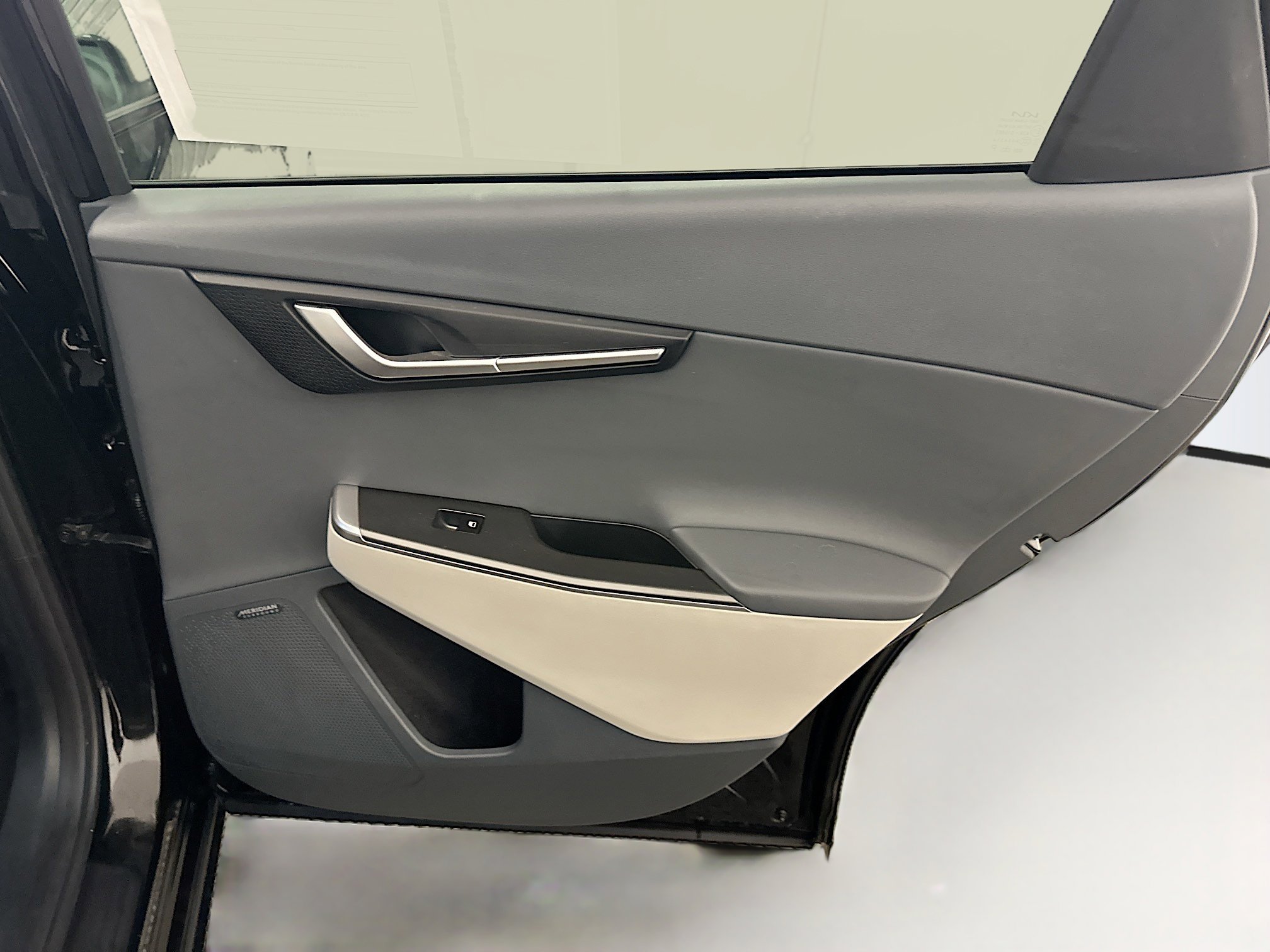 Used 2024 Kia EV6 Wind image 32